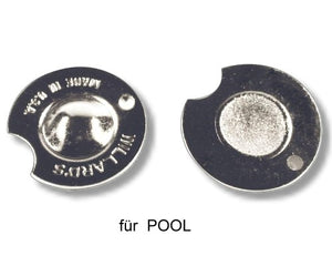 Dr. Willard's Cue-Lederformer Pool